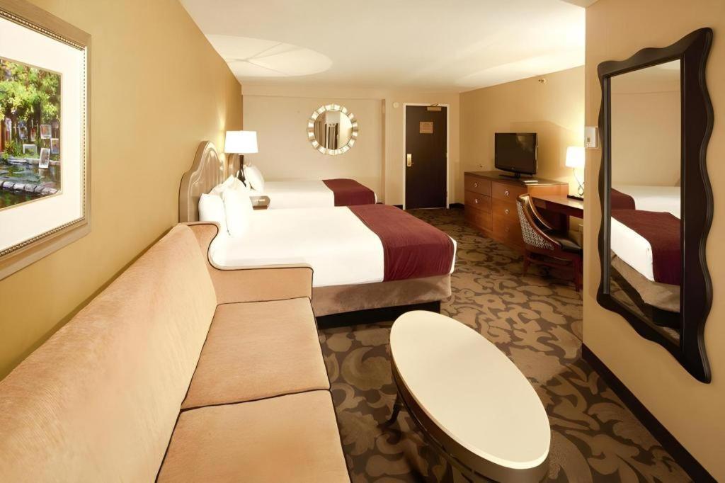 Orleans And Casino Resort 3*