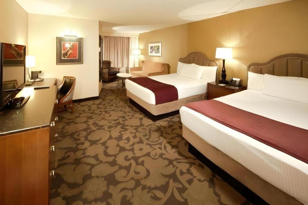 Resort Orleans And Casino